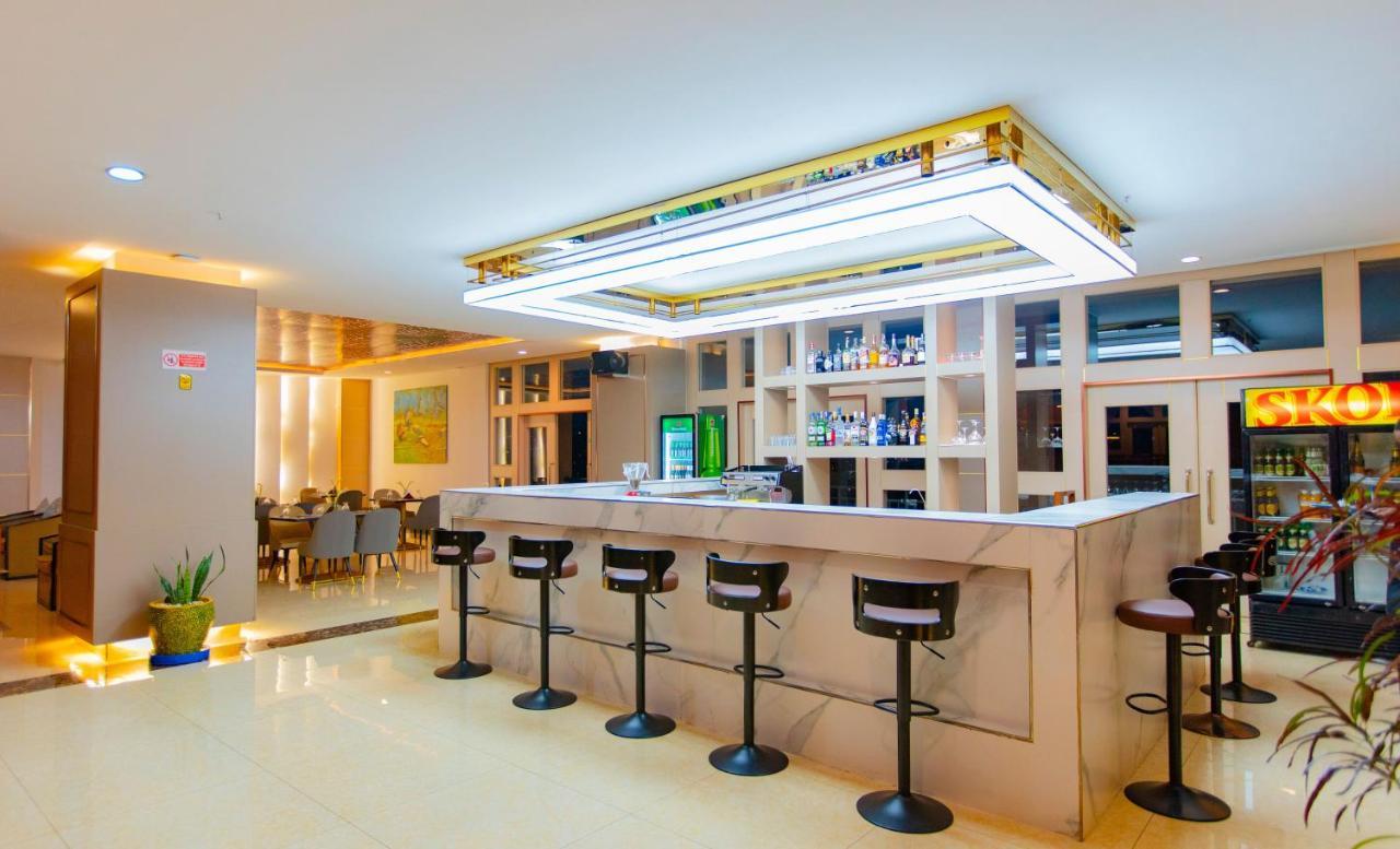 M Hotel Kigali Eksteriør billede